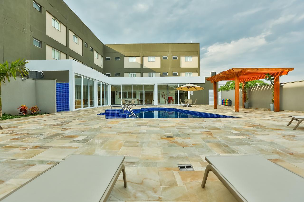 Comfort Mogi Guacu Exterior photo